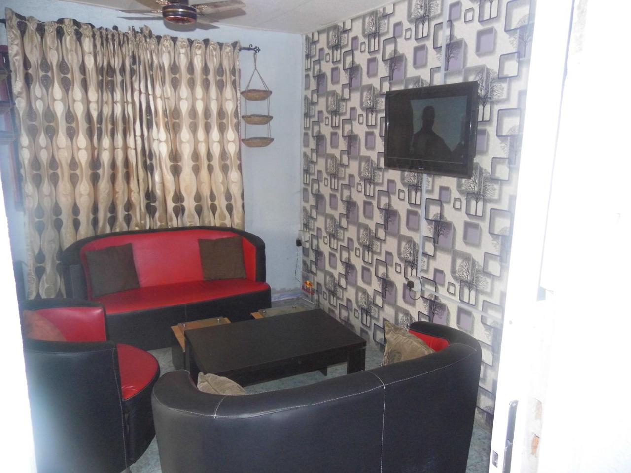 Bale Akiosi Legendary Inn & Lounge מראה חיצוני תמונה